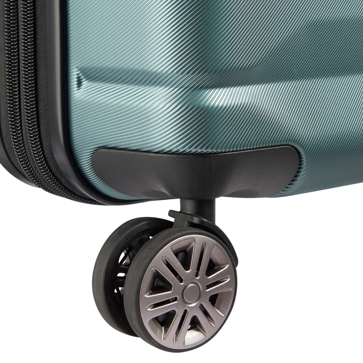 DELSEY AIR ARMOUR 55CM CABIN TROLLEY CASE